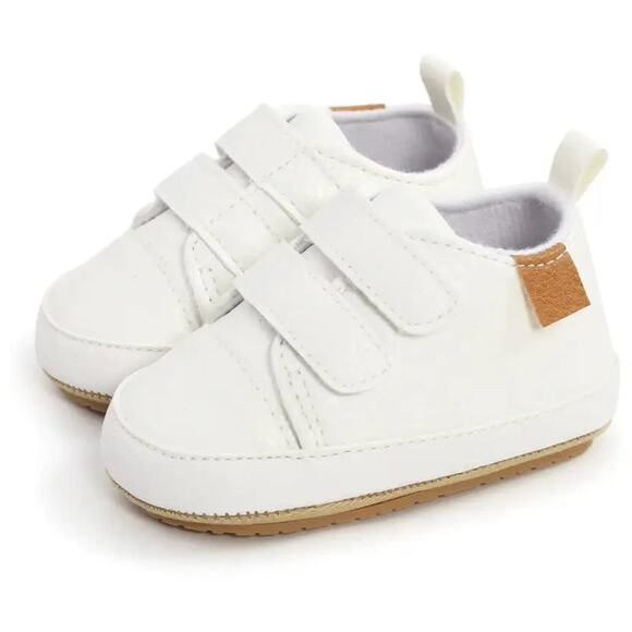 New toddler white leather sneaker shoes size 3 12-18 months - Picture 1 of 2